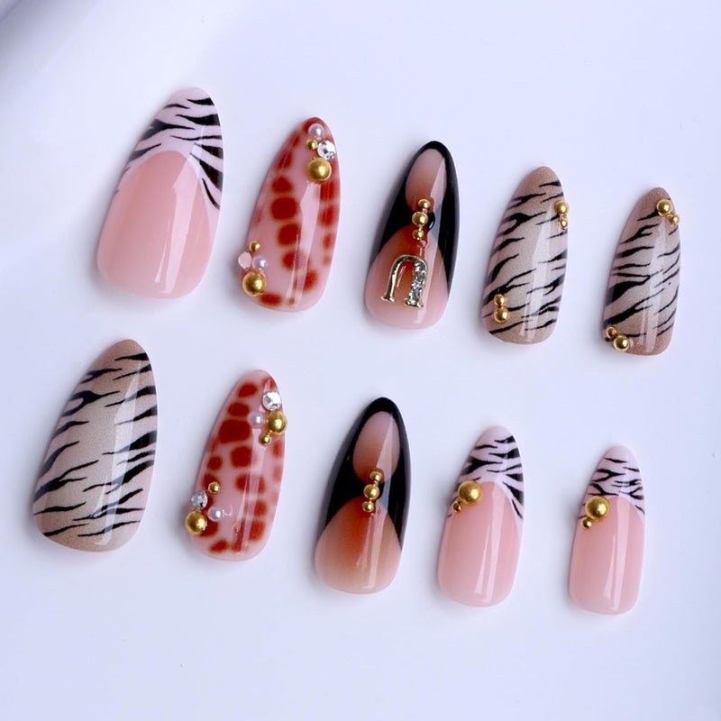 SEENEEY Medium Almond Press on Nails Brown Leopard Stick on Nail for Women 24pcs - Image 4